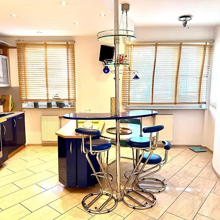 Blue City Flat Apartment Warsaw